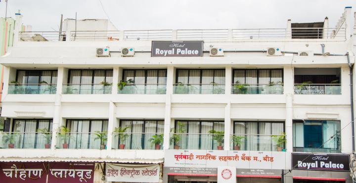 Hotel Royal Palace Aurangabad  Buitenkant foto