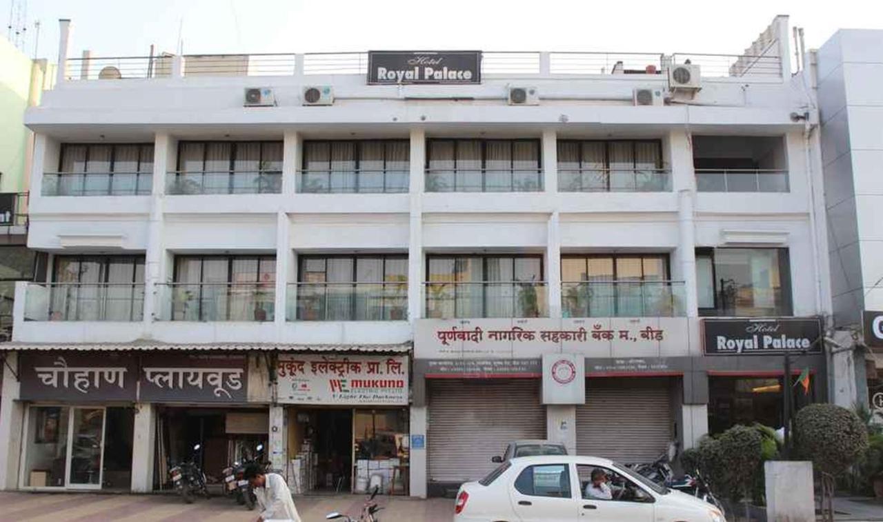 Hotel Royal Palace Aurangabad  Buitenkant foto
